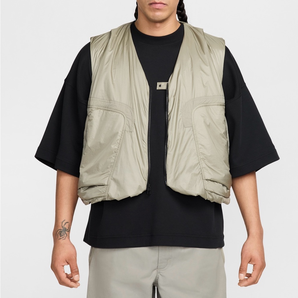 NWT $180 Nike Tech Men's Woven Vest Loose Fit Sz Medium Light Army